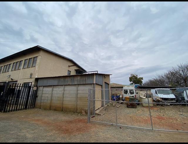 400M² WAREHOUSE FOR SALE IN DELAREY